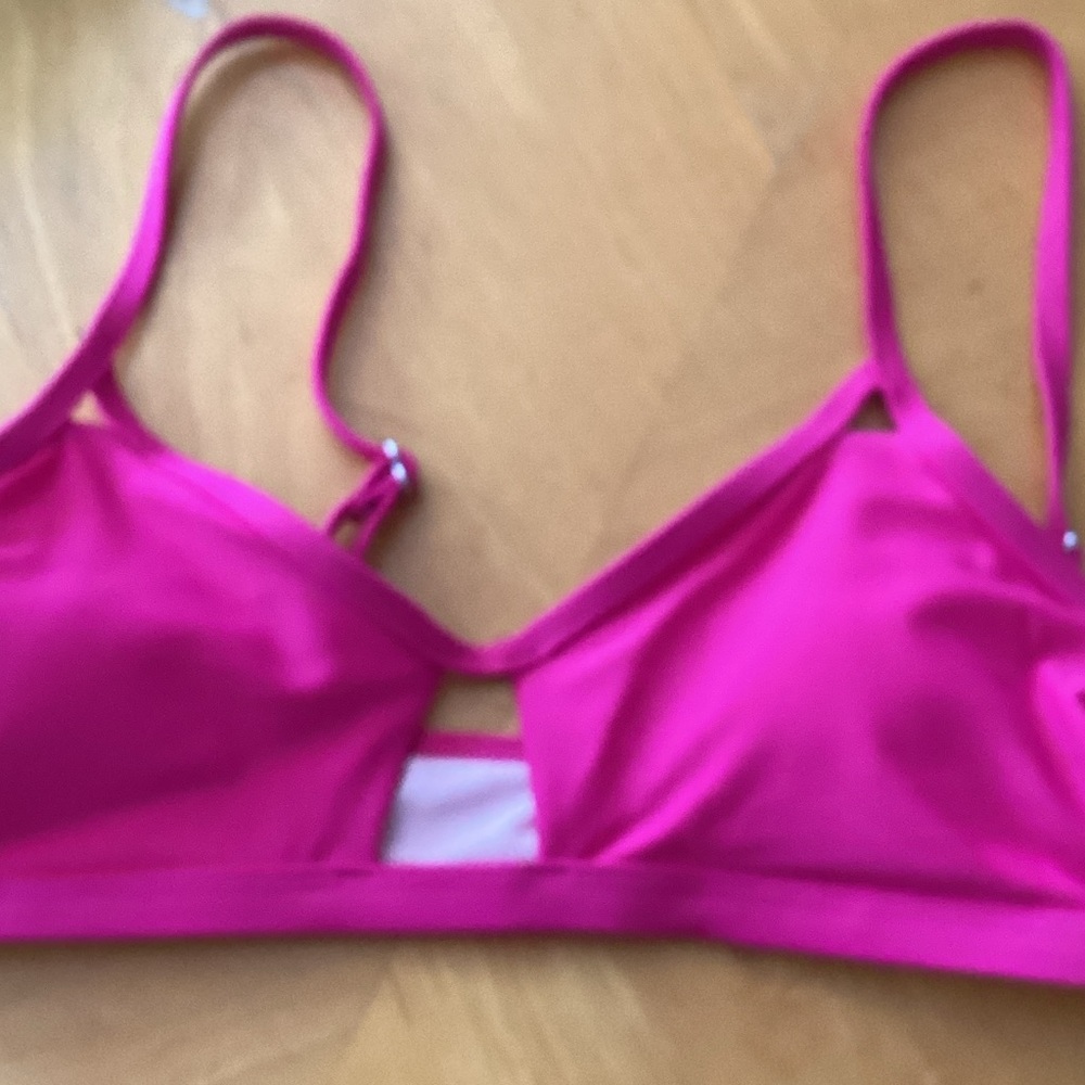 Cupshe Vibrant Hot Pink Cutout Bikini Top - Picture 5 of 5